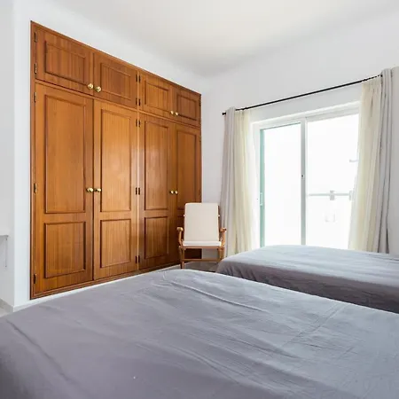 Luxury At Meia Praia *