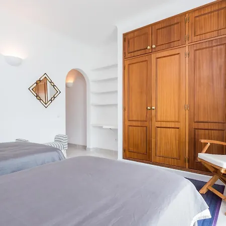 Luxury At Meia Praia *